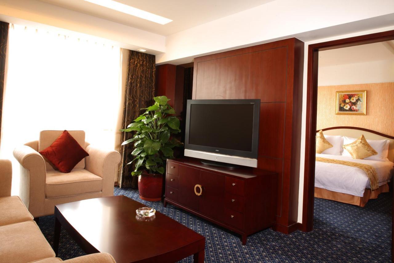 Argyle International Airport Hotel Шанхай Екстер'єр фото